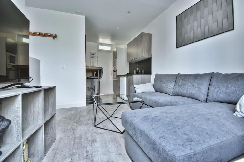 L'Etape Apartamento Maintenon Exterior foto
